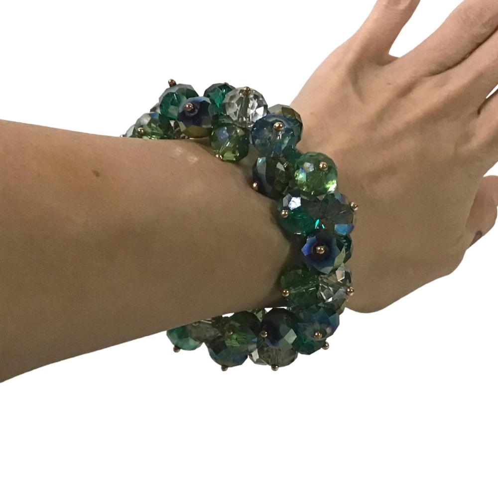 💚Ali Khan c.A.K.e green stretch beaded bracelet green💚